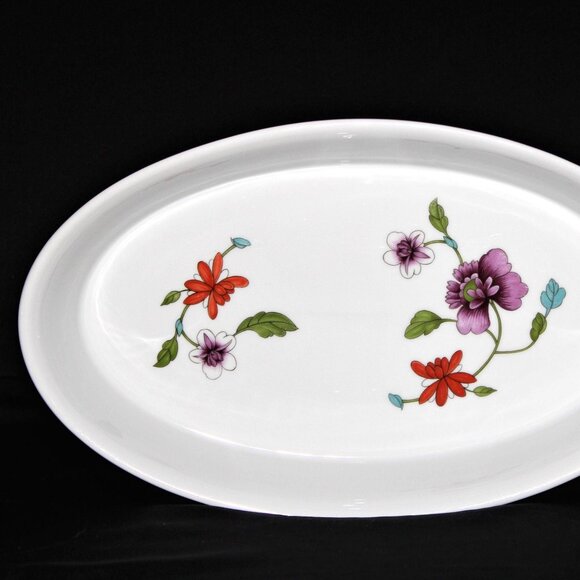 Royal Worcester Astley Oval Baker Server Dish | Oven To Table - Picture 2 of 8